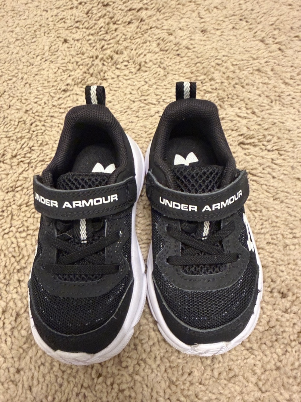 Under Armour Kids Black and White Velcro Athletic Sneakers - Picture 2 of 6